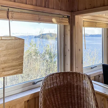 Cozy In Sande I Vestfold With Kitchen بيت للعطل *